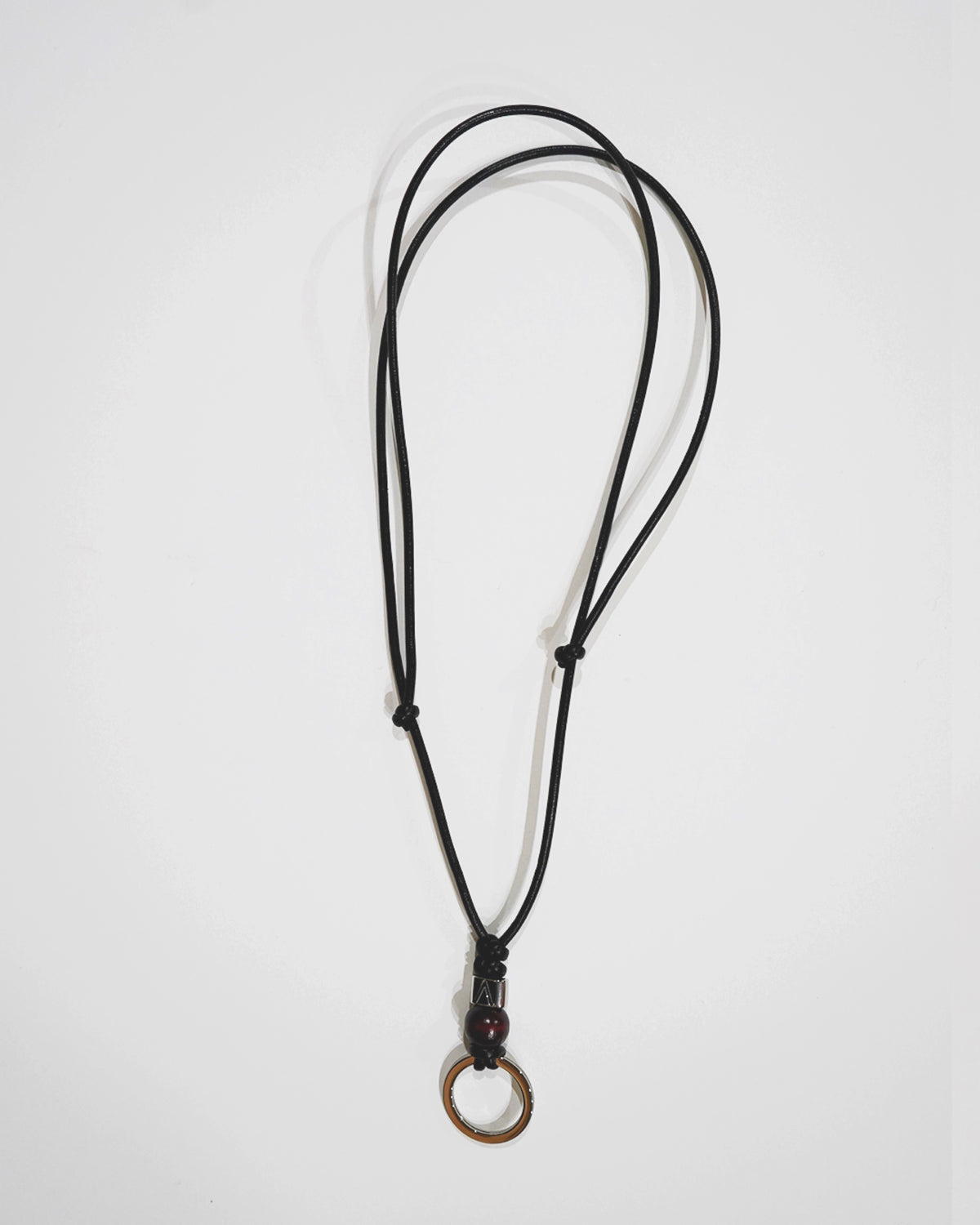 AN RING NECKLACE LEATHER